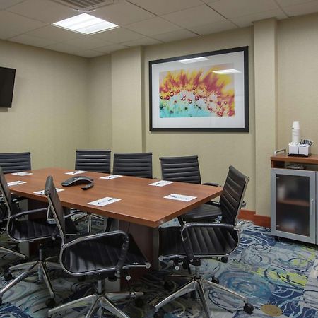 Hampton Inn & Suites Knoxville-Downtown Екстериор снимка