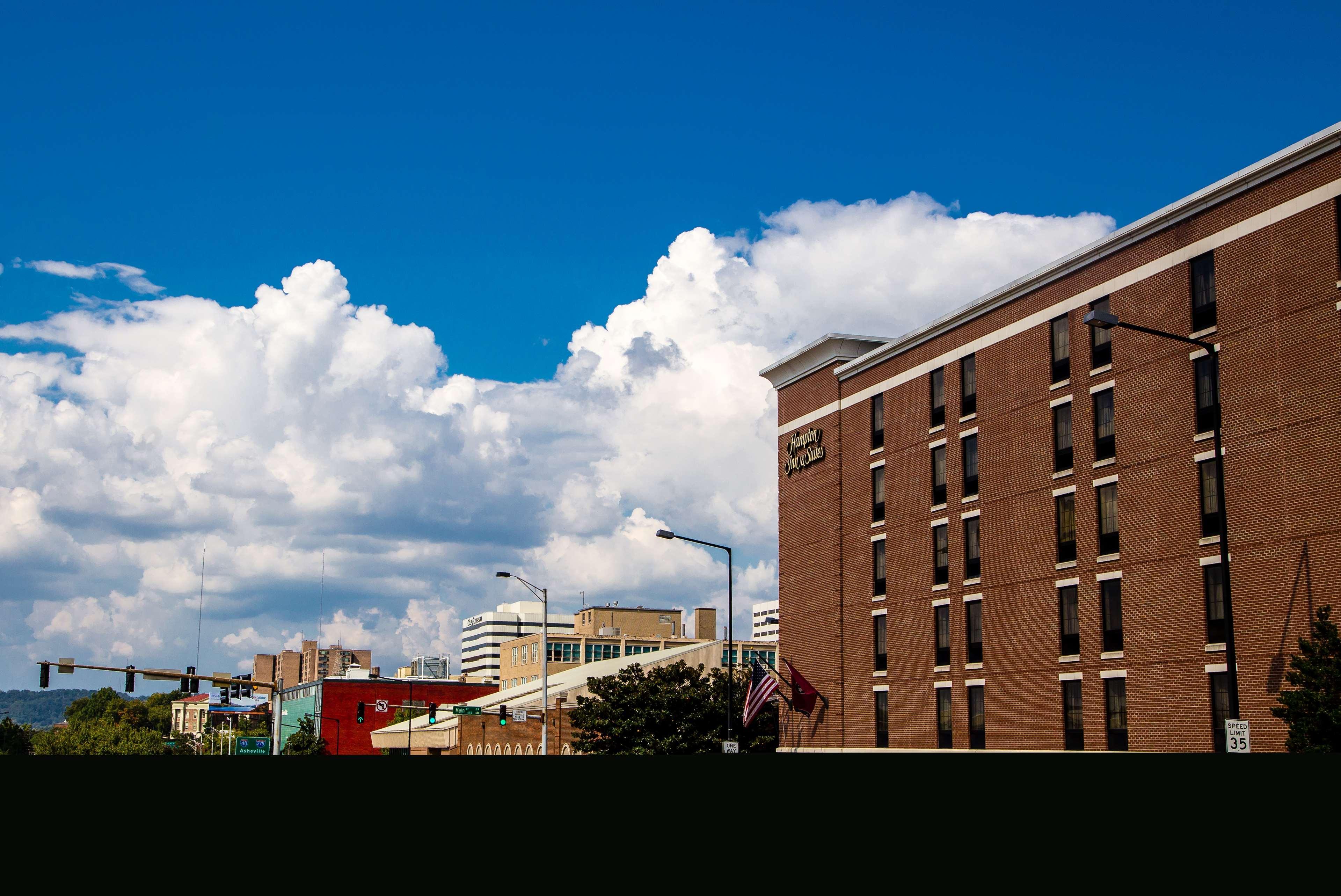 Hampton Inn & Suites Knoxville-Downtown Екстериор снимка