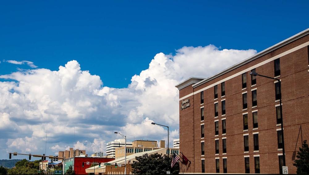 Hampton Inn & Suites Knoxville-Downtown Екстериор снимка