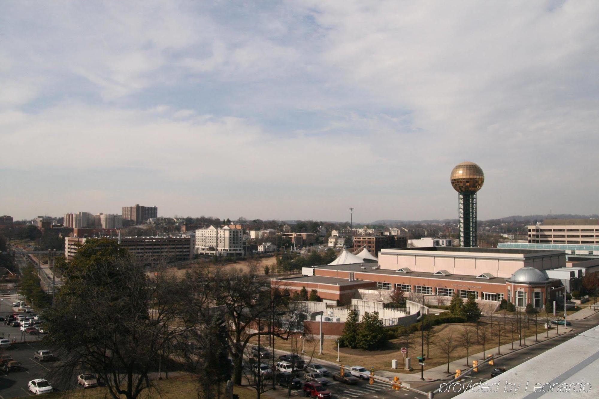 Hampton Inn & Suites Knoxville-Downtown Удобства снимка
