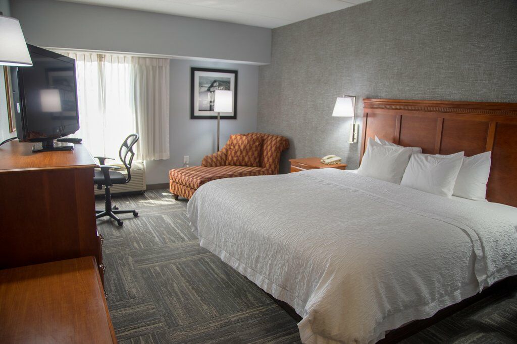Hampton Inn & Suites Knoxville-Downtown Екстериор снимка